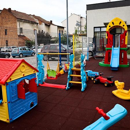 Drina Hotel Bijeljina Exteriör bild