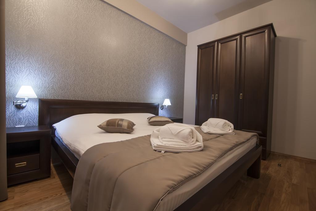 Drina Hotel Bijeljina Exteriör bild